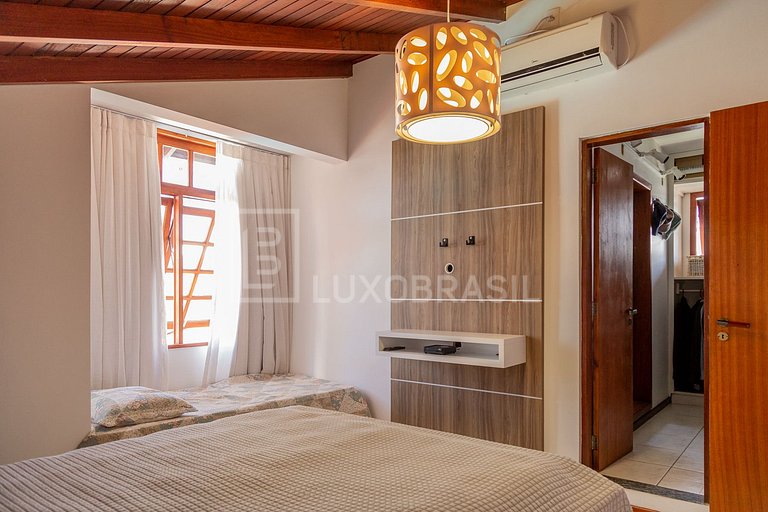 Casa Aconchego Jurerê – 4 Quartos em Jurerê Internacional
