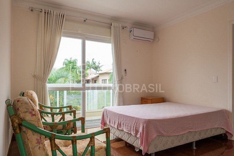 Casa Oasis – 5 Quartos em Jurerê Internacional