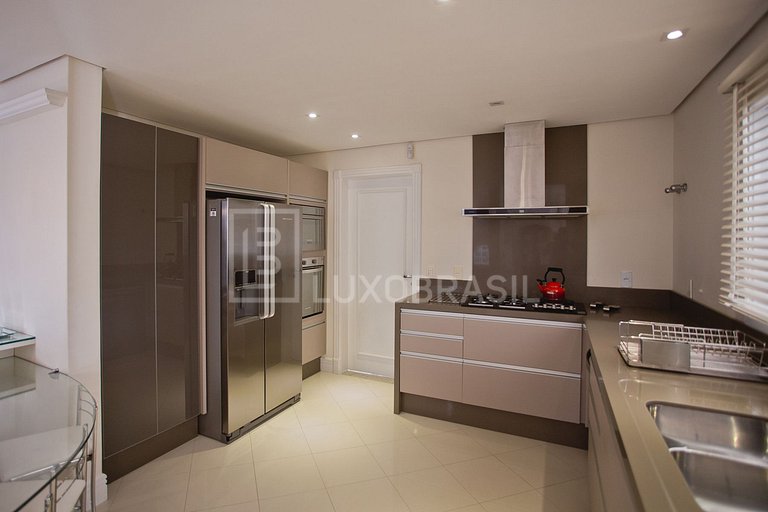 LUXOBRASIL #JR15 House Real Estate - Jurerê Internacional Ho