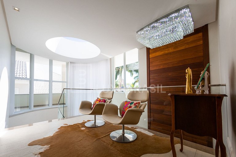 Casa Pérola – 4 Suítes em Jurerê Internacional