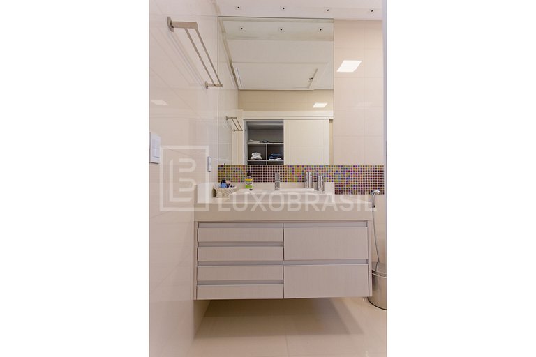 Casa Pérola – 4 Suítes em Jurerê Internacional
