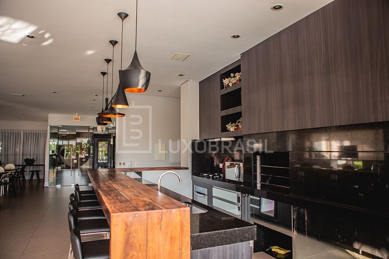Jay Luxury Home – 3 Quartos em Jurerê Internacional
