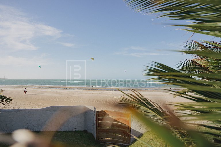 LUXOBRASIL #CE03 Makena Beach House Foot in the Sand 06 Bedr