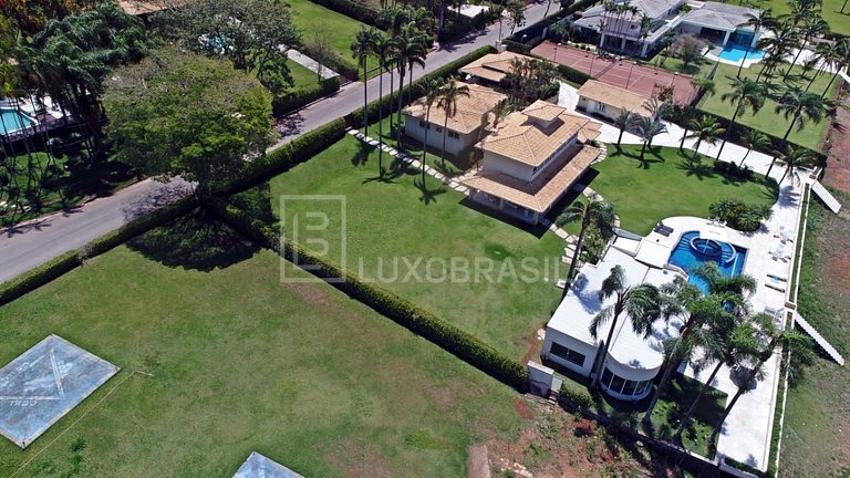 LUXOBRASIL #MG01 Mansion Escarpas do Lago Capitólio Vacation