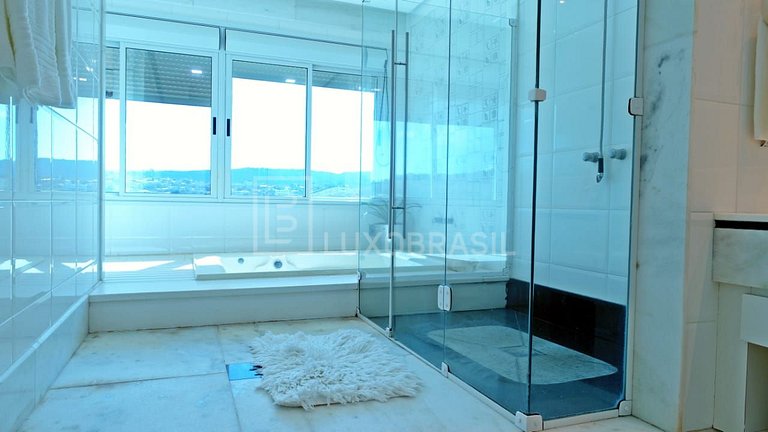 Mansão Escarpas do Lago – Luxo em Capitólio MG