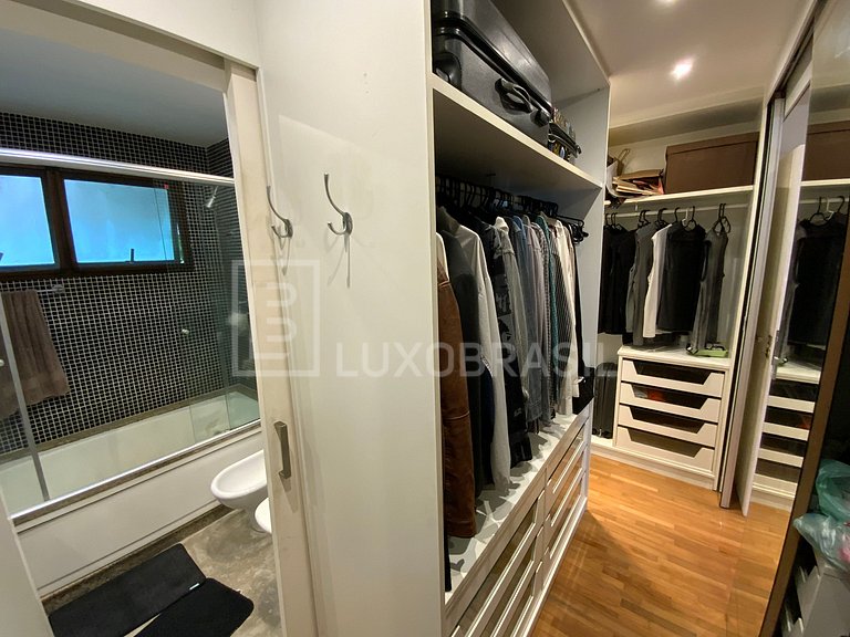 Apartamento Barra da Tijuca Frente Mar 04 suítes