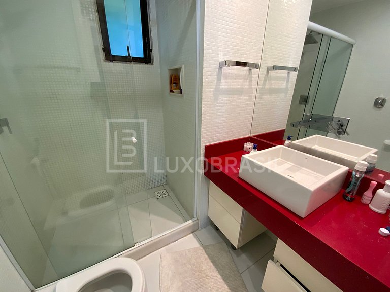 Apartamento Barra da Tijuca Frente Mar 04 suítes