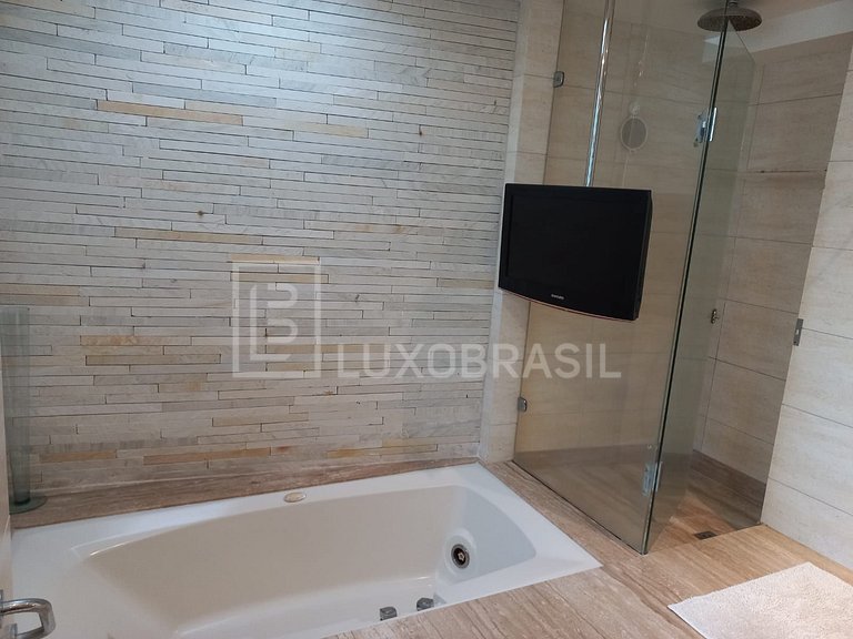 LUXOBRASIL #RJ24 Ipanema Penthouse 03 Bedrooms Vacation Rent