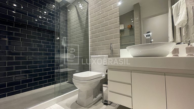 LB - RJ01 Modern House Itanhangá Vacation Rental, Film and P