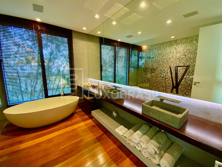 LUXOBRASIL #RJ36 Villa Joatinga 05 Suites House Vacation Ren
