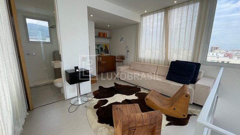 LB - RJ35 Ático Tríplex con 3 Suites – 360 m² – En Venta: R$