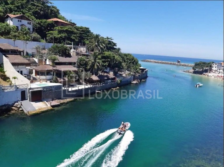 LUXOBRASIL #RJ451 Charming Casa Joá Vacation Rentals, Events
