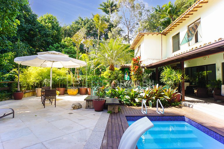LUXOBRASIL #RJ706 Casa 04 Suites Itanhangá Casa Alquiler de