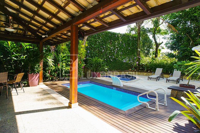 LUXOBRASIL #RJ706 Casa 04 Suites Itanhangá Casa Alquiler de