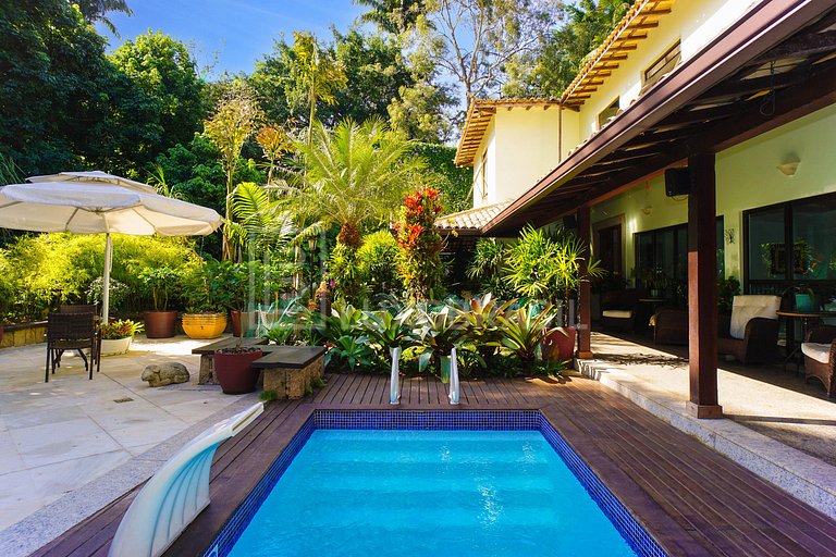 LB - RJ706 House 04 Suites Itanhangá House Seasonal Rent