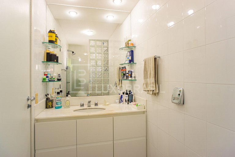 LB - RJ706 Casa 04 Suites Itanhangá Casa Alquiler de Tempora