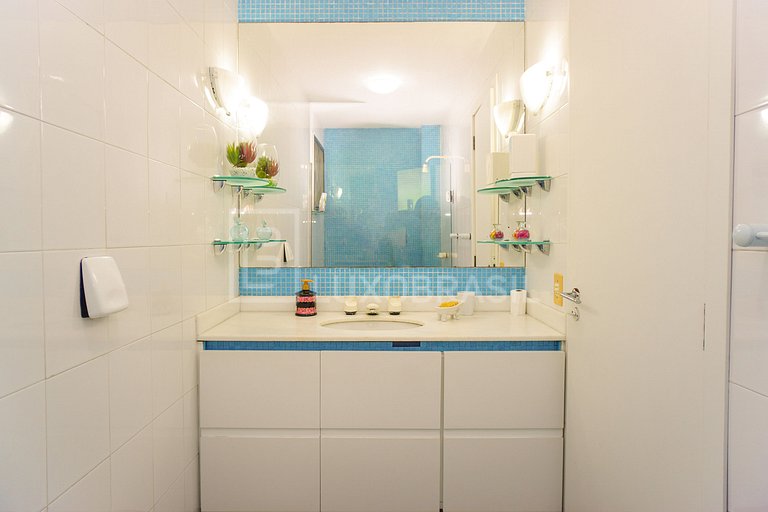 LB - RJ706 Casa 04 Suites Itanhangá Casa Alquiler de Tempora