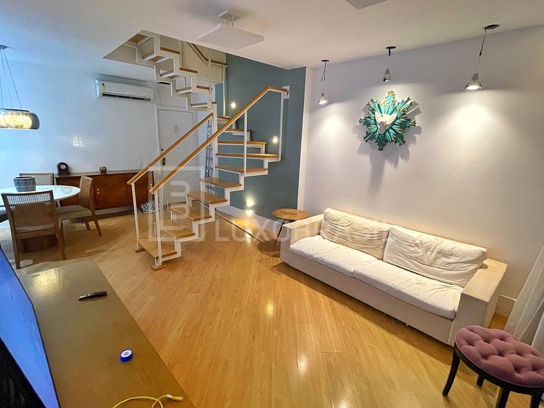 LB - RJ58 Triplex Penthouse with Sea View in Leme Vacation R