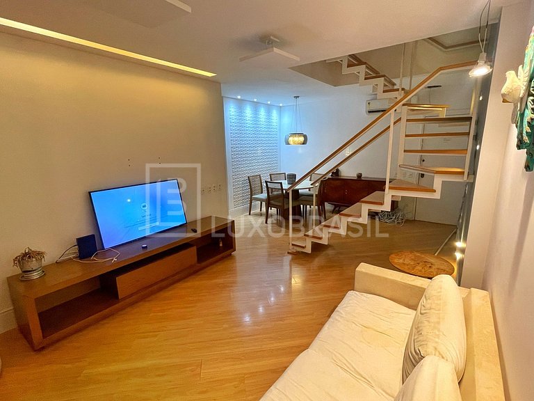 LB - RJ58 Triplex Penthouse with Sea View in Leme Vacation R