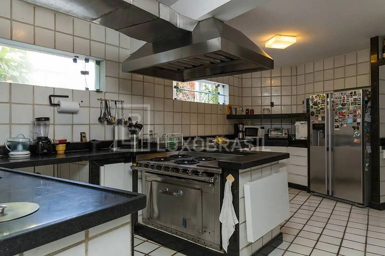 LUXOBRASIL #RJ52 House 05 Suites Interlagos de Itaúna Vacati