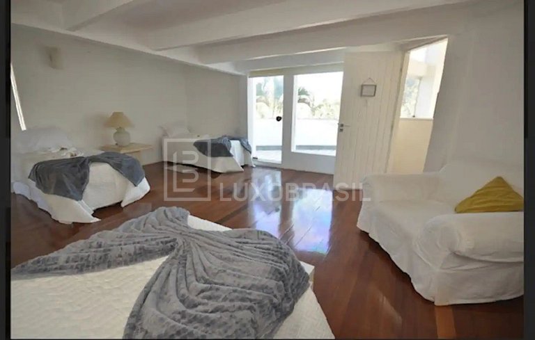 LUXOBRASIL #RJ52 House 05 Suites Interlagos de Itaúna Vacati