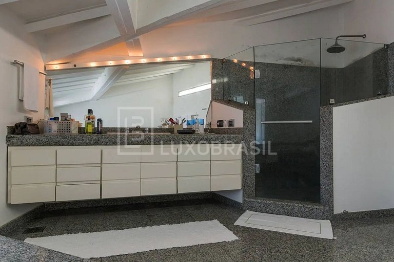LUXOBRASIL #RJ52 House 05 Suites Interlagos de Itaúna Vacati