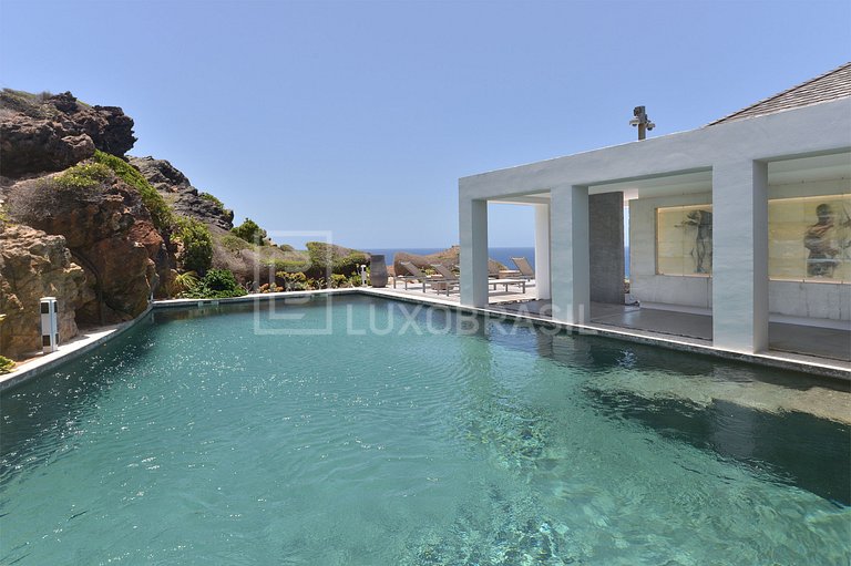 LB - SB01 Sea Front House Vacation Rentals