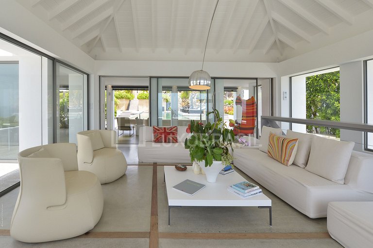 LB - SB01 Sea Front House Vacation Rentals