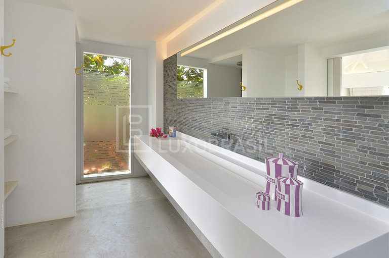 LB - SB01 Sea Front House Vacation Rentals