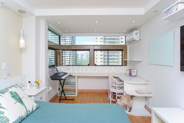 LB - RJ48 Apartment with 4 Bedrooms for Rent, 245 m² - Barra