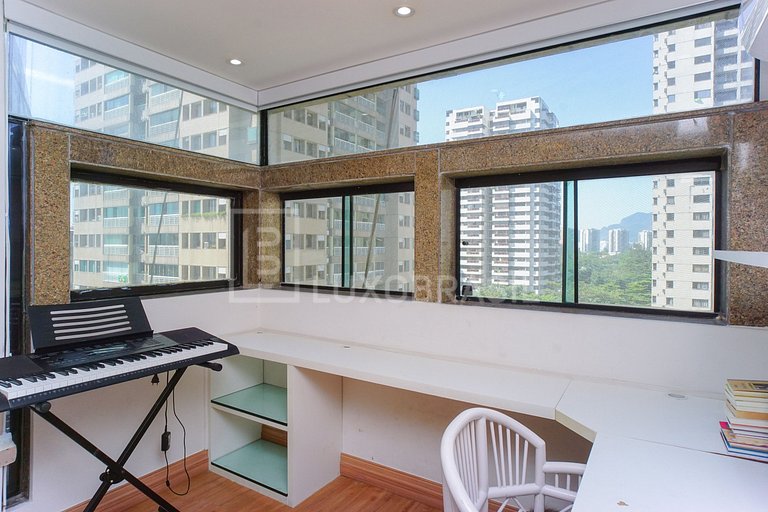 LB - RJ48 Apartment with 4 Bedrooms for Rent, 245 m² - Barra