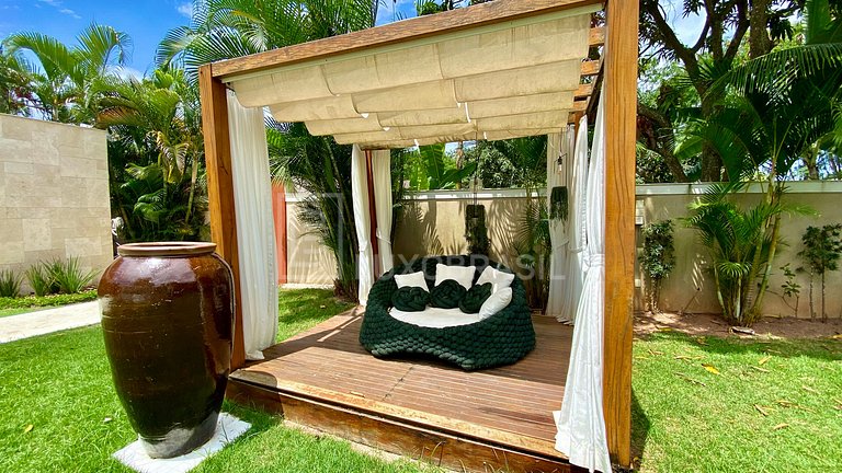 Mansão 04 Suítes no Condomínio Mansões