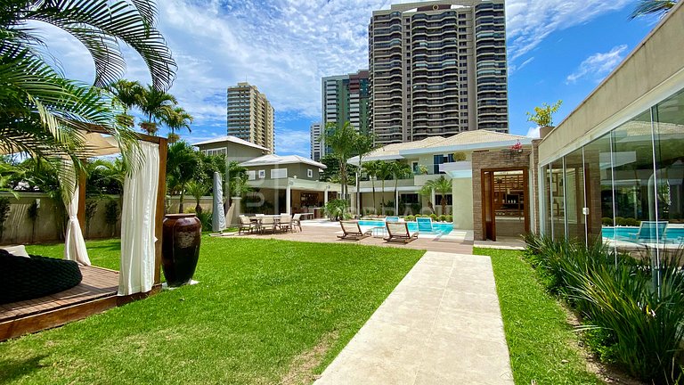 Mansão 04 Suítes no Condomínio Mansões