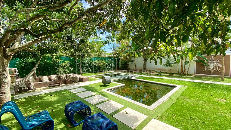 Mansão 04 Suítes no Condomínio Mansões