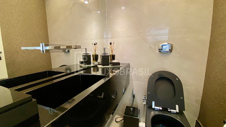 Mansão 04 Suítes no Condomínio Mansões