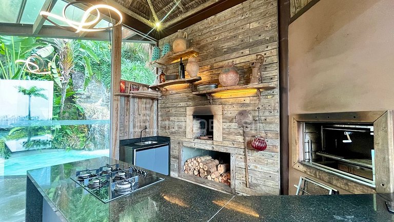 LB - RJ499 Tarzan House Itanhangá Available for lodging, pho