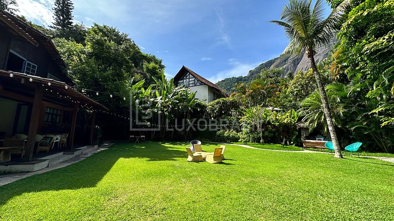 LUXOBRASIL #RJ72 House Mountain and Sea 04 Suites in Joá Sea