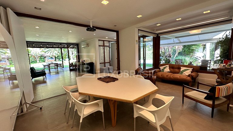 LUXOBRASIL #RJ72 House Mountain and Sea 04 Suites in Joá Sea