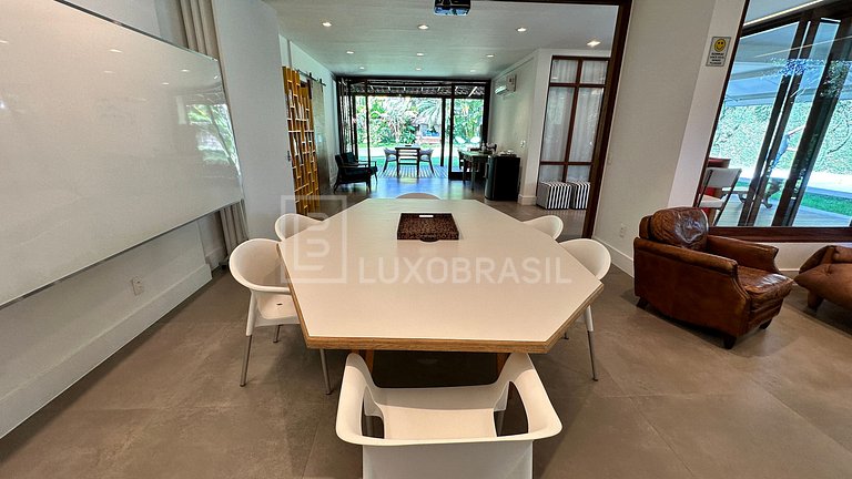 LUXOBRASIL #RJ72 Casa Montaña y Mar 04 Suites Joá Alquiler V