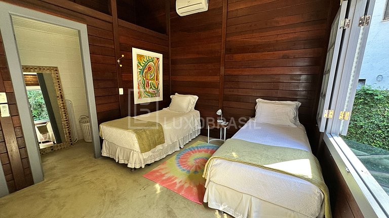 LUXOBRASIL #RJ72 House Mountain and Sea 04 Suites in Joá Sea