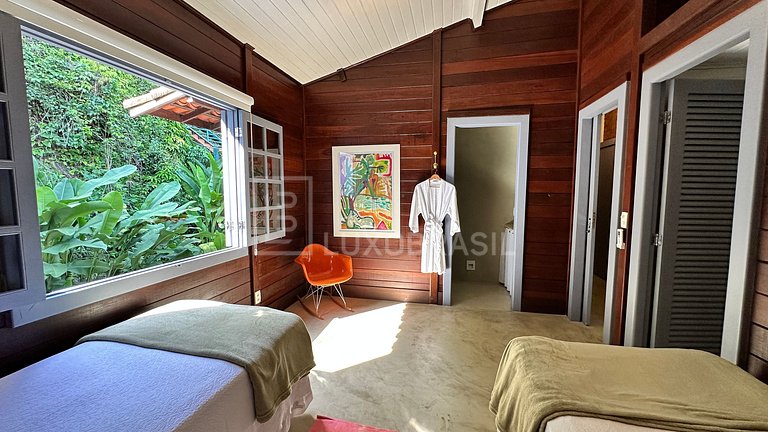 LUXOBRASIL #RJ72 Casa Montaña y Mar 04 Suites Joá Alquiler V