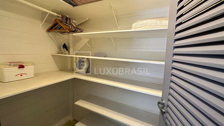 LB - RJ72 House Mountain and Sea 04 Suites in Joá Seasonal R