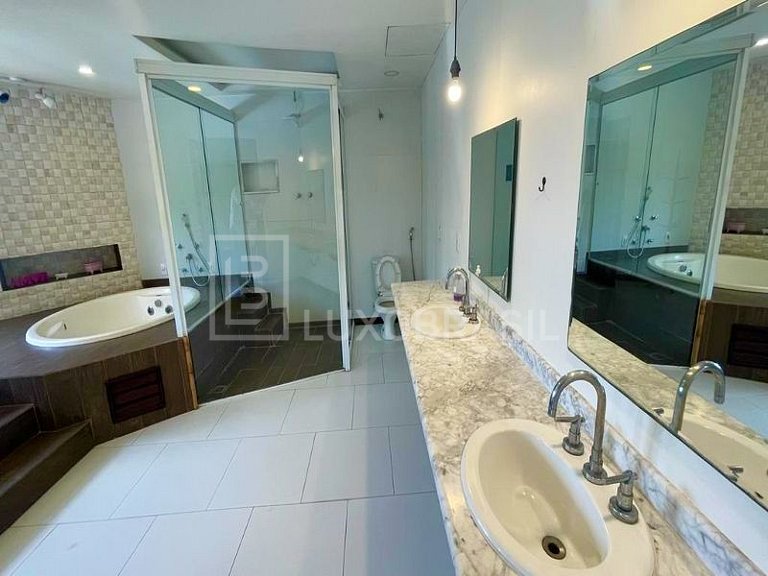 LB - RJ74 Event House in Itanhangá Day Use Rental