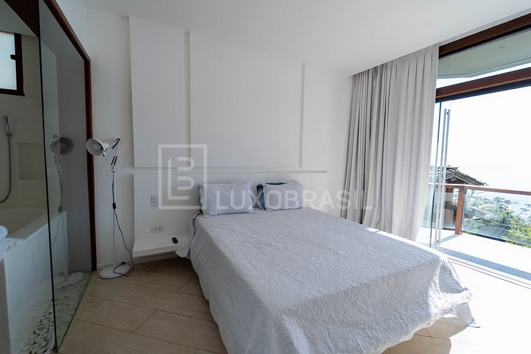 LUXOBRASIL #RJ739 Joá Mansion 06 Suites Vacation Rental