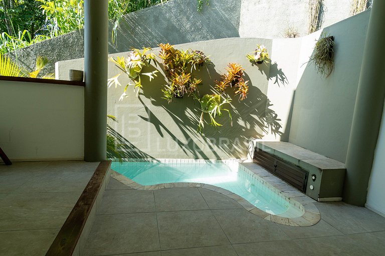 LUXOBRASIL #RJ739 Joá Mansion 06 Suites Vacation Rental
