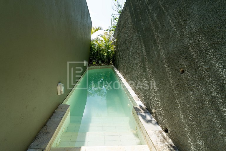 LUXOBRASIL #RJ739 Joá Mansion 06 Suites Vacation Rental