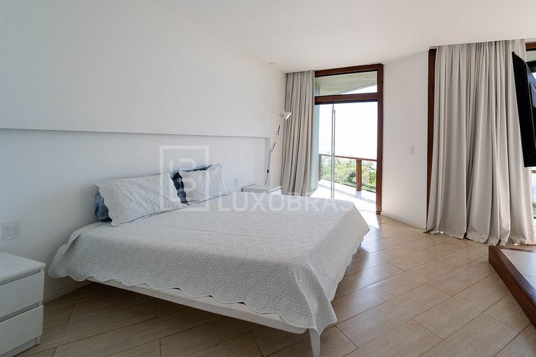 LUXOBRASIL #RJ739 Joá Mansion 06 Suites Vacation Rental