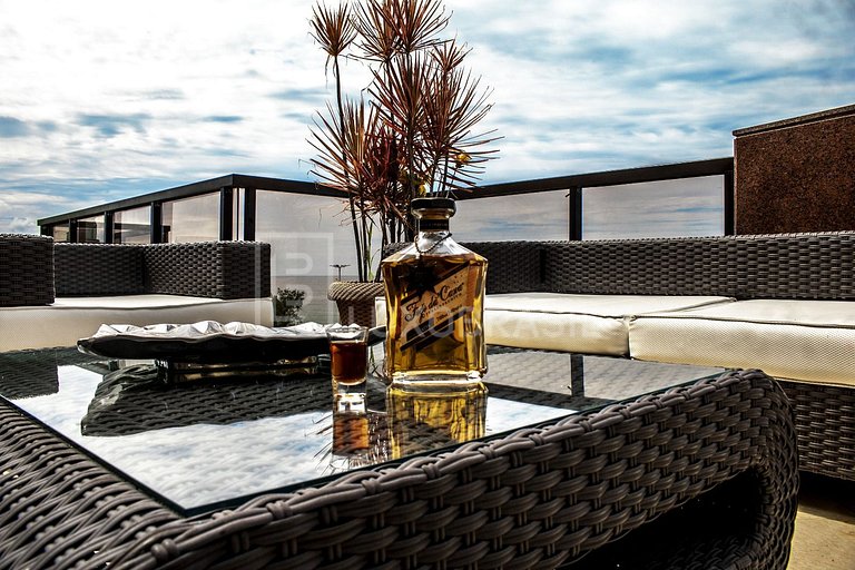 LB - RJ75 Private Penthouse Ocean Front - Seasonal Rent