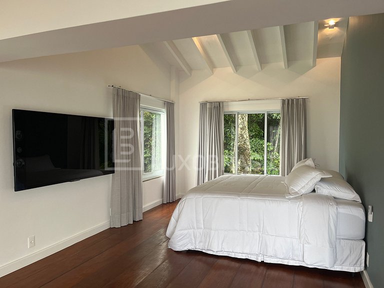 Villa Irvana 04 Suítes em São Conrado