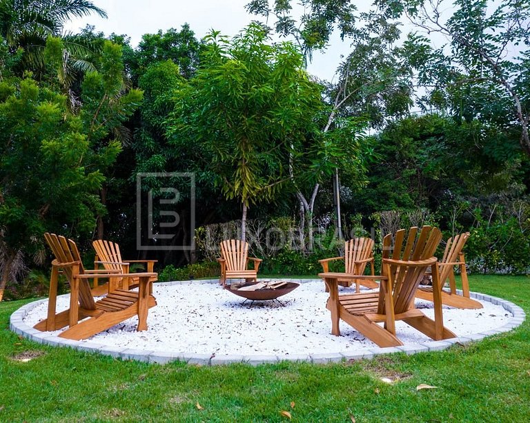 LB - BA23 Casa com 04 suítes à venda por R$ 8.000.000 - Itac
